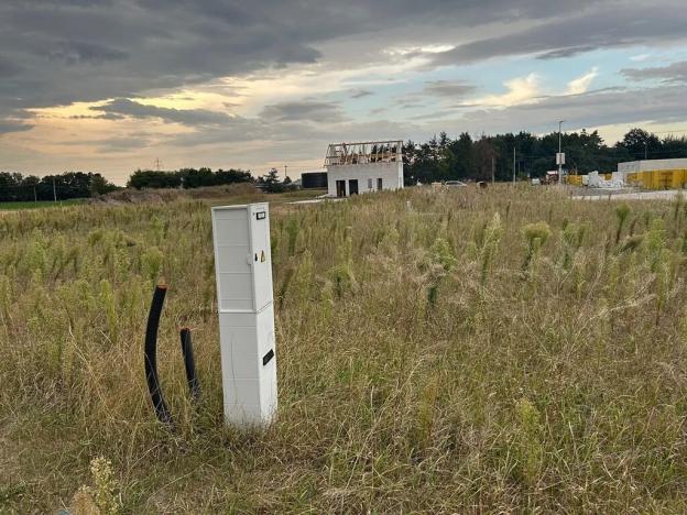 Dražba pozemku, Živanice, 2620 m2