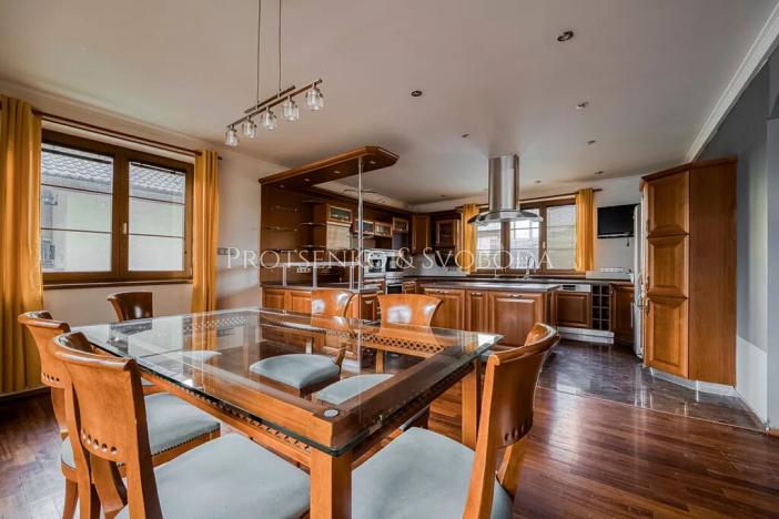 Prodej rodinného domu, Klínec, 345 m2