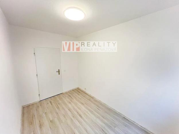 Pronájem bytu 4+1, Brno, Bzenecká, 85 m2