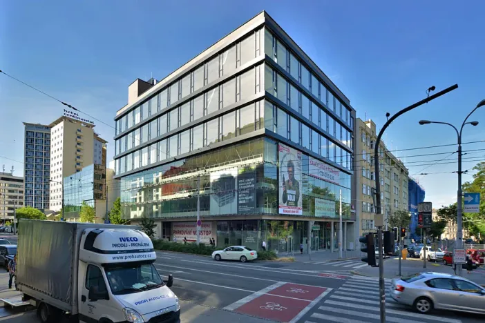 Pronájem garážového stání, Brno, Moravské náměstí, 10 m2