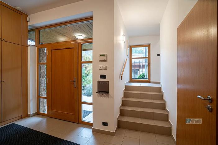 Pronájem rodinného domu, Praha - Dejvice, Ke Kulišce, 380 m2