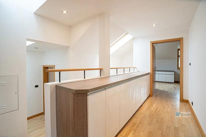 Pronájem rodinného domu, Praha - Dejvice, Ke Kulišce, 380 m2