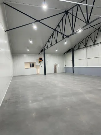 Pronájem obchodního prostoru, Praha - Horní Počernice, Bystrá, 329 m2