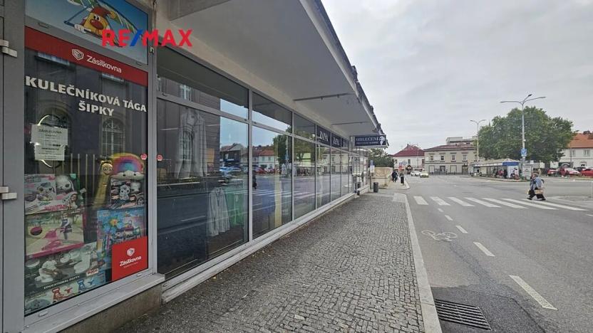 Pronájem obchodního prostoru, Kolín, Pražská, 204 m2