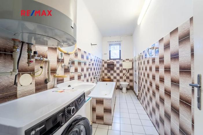 Prodej rodinného domu, Vlkaneč, 190 m2