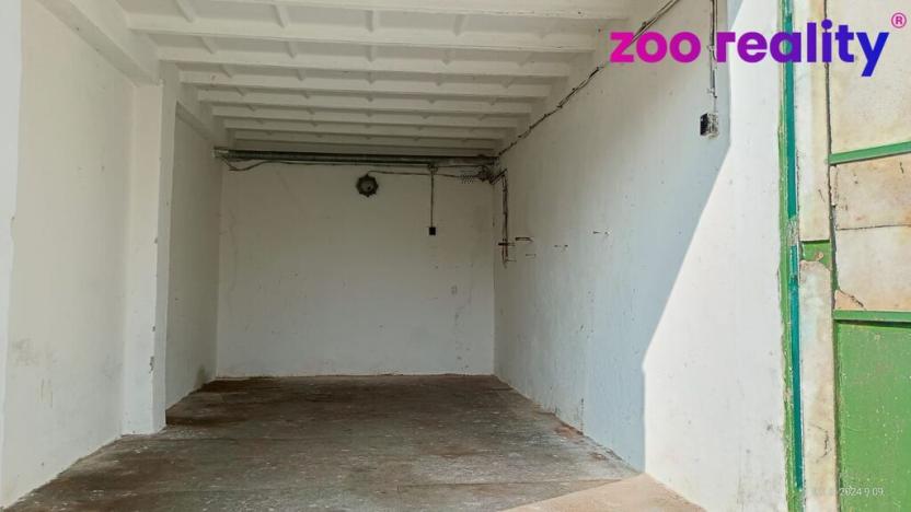 Pronájem garáže, Chomutov, Beethovenova, 20 m2
