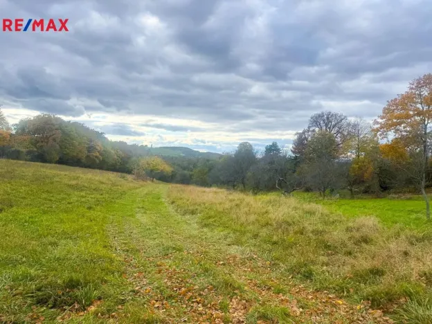 Prodej zahrady, Zlín - Kudlov, 8864 m2