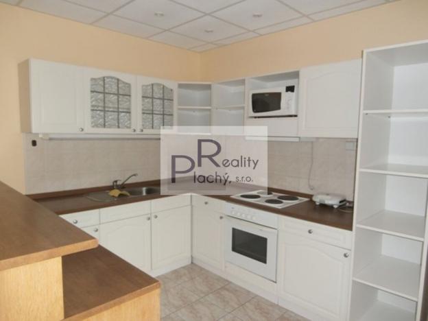 Pronájem bytu 2+1, Znojmo, 60 m2