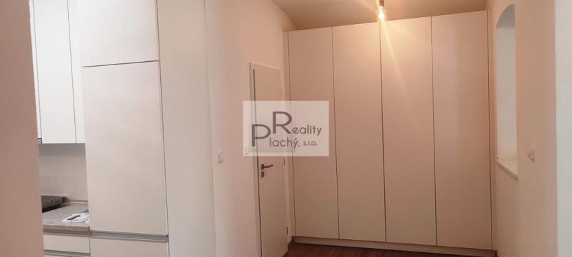 Pronájem bytu 2+1, Znojmo, 60 m2