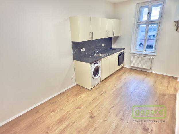 Pronájem bytu 2+kk, Praha - Žižkov, Vlkova, 39 m2