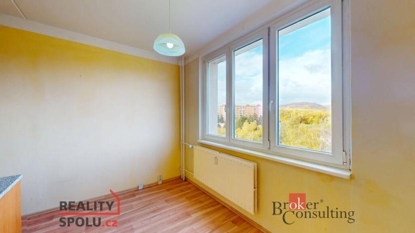 Prodej bytu 2+1, Chomutov, Pod Břízami, 60 m2