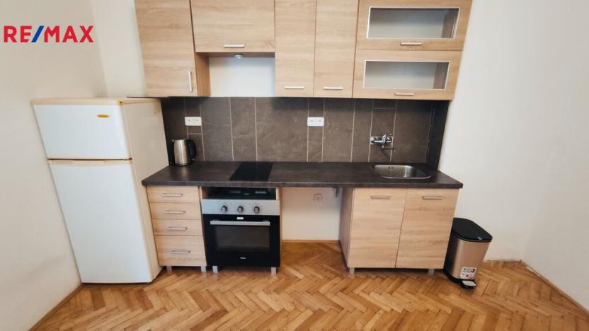 Pronájem bytu 2+kk, Olomouc - Nová Ulice, Wolkerova, 45 m2