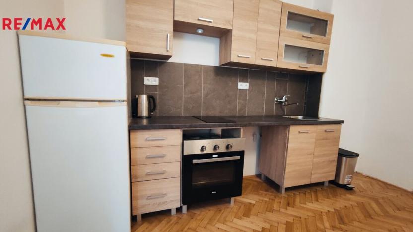 Pronájem bytu 2+kk, Olomouc - Nová Ulice, Wolkerova, 45 m2