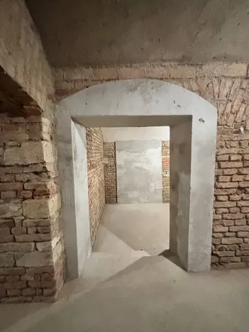 Pronájem obchodního prostoru, Praha - Smíchov, Plzeňská, 295 m2