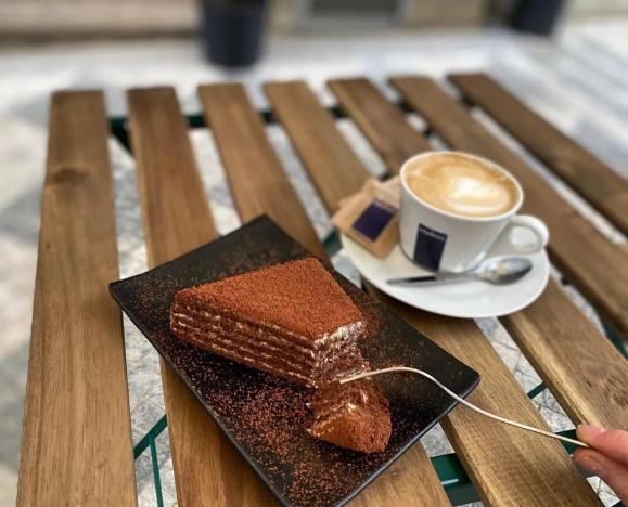 Pronájem restaurace, Praha - Vinohrady, 206 m2