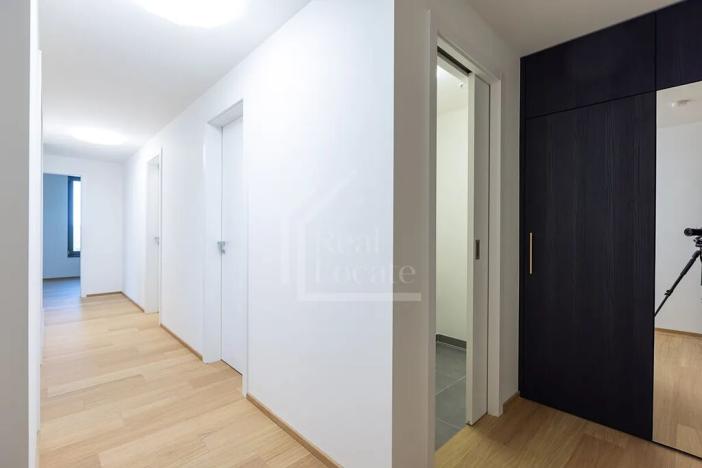 Prodej bytu 3+kk, Praha - Hrdlořezy, V třešňovce, 81 m2