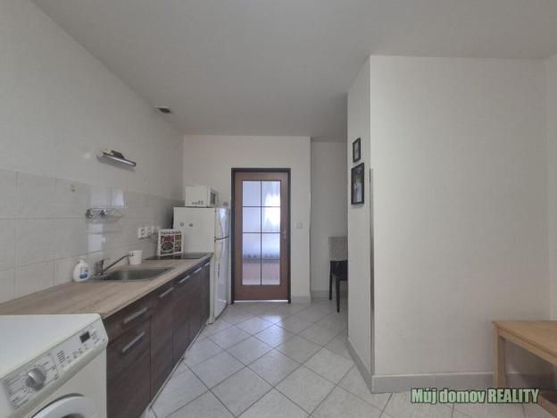 Pronájem bytu 2+kk, Praha - Smíchov, U Santošky, 50 m2