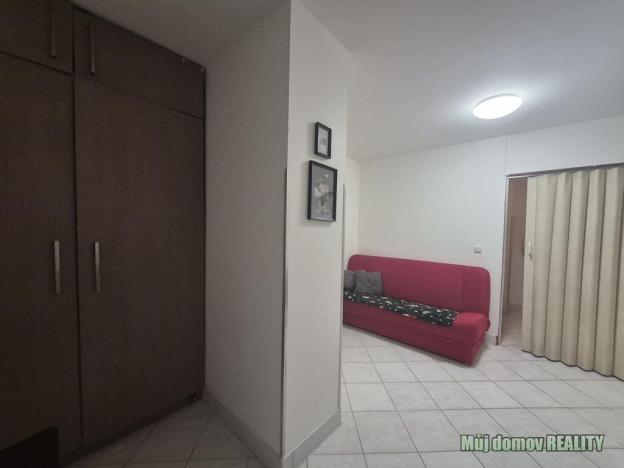 Pronájem bytu 2+kk, Praha - Smíchov, U Santošky, 50 m2