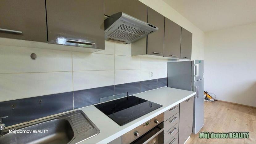 Prodej bytu 1+kk, Praha - Uhříněves, Bečovská, 32 m2