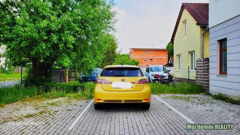 Prodej bytu 1+kk, Praha - Uhříněves, Bečovská, 32 m2