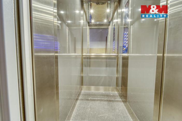 Prodej bytu 2+1, Cheb, Boženy Němcové, 61 m2