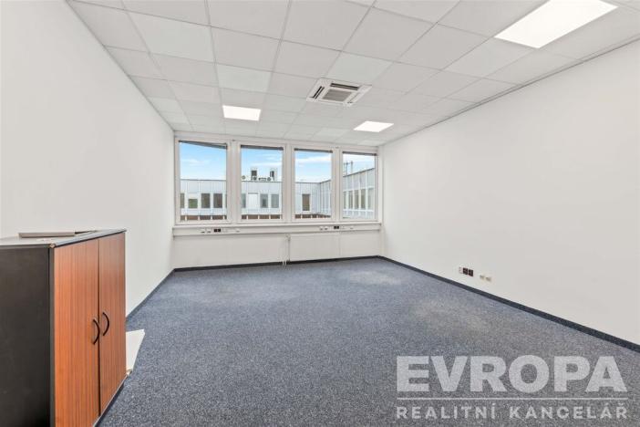 Pronájem kanceláře, Praha - Strašnice, V olšinách, 41 m2