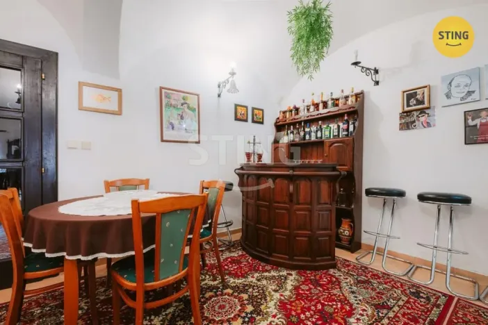 Prodej historického objektu, Mikulov, Na Jámě, 361 m2