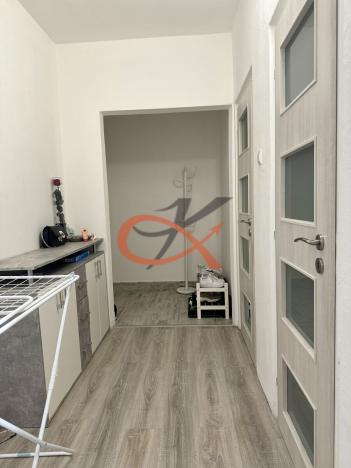 Prodej bytu 2+kk, Zubří, Sídlištní, 52 m2