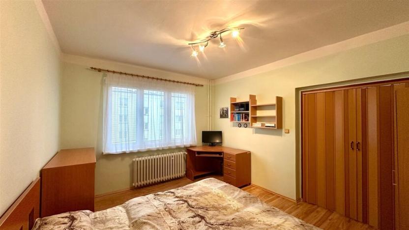 Prodej bytu 2+1, Cheb, Kosmonautů, 51 m2