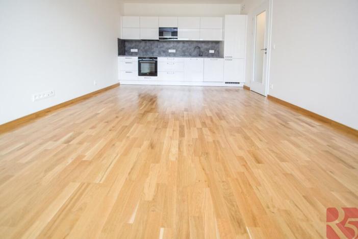 Pronájem bytu 2+kk, Praha - Modřany, Kolmanova, 61 m2