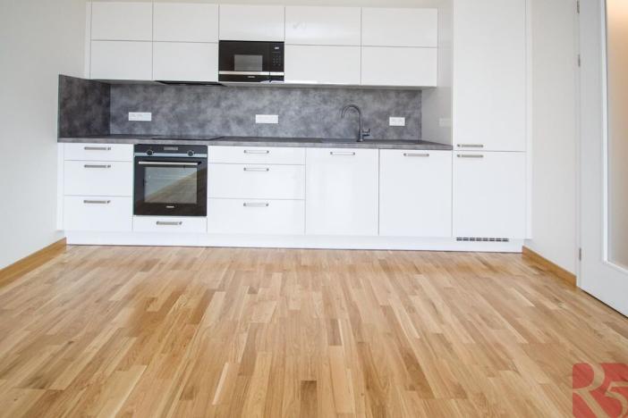 Pronájem bytu 2+kk, Praha - Modřany, Kolmanova, 61 m2