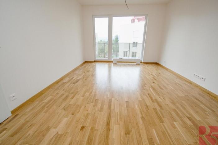 Pronájem bytu 2+kk, Praha - Modřany, Kolmanova, 61 m2