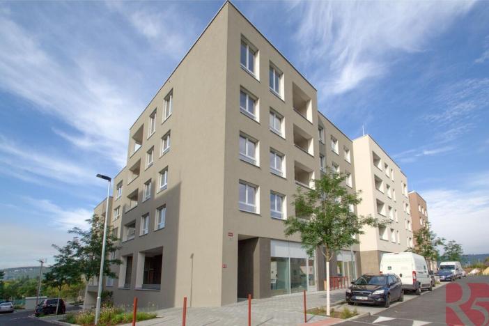 Pronájem bytu 2+kk, Praha - Modřany, Kolmanova, 61 m2