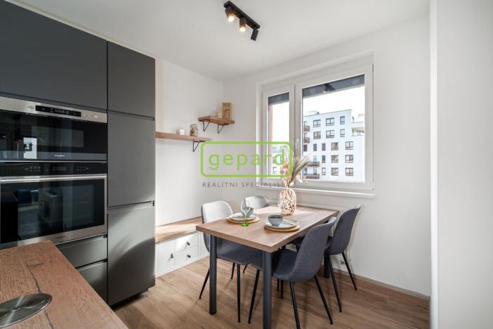 Pronájem bytu 3+kk, Praha, Honzíkova, 86 m2