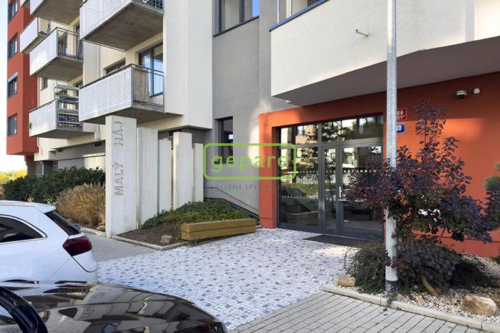 Pronájem bytu 3+kk, Praha, Honzíkova, 86 m2