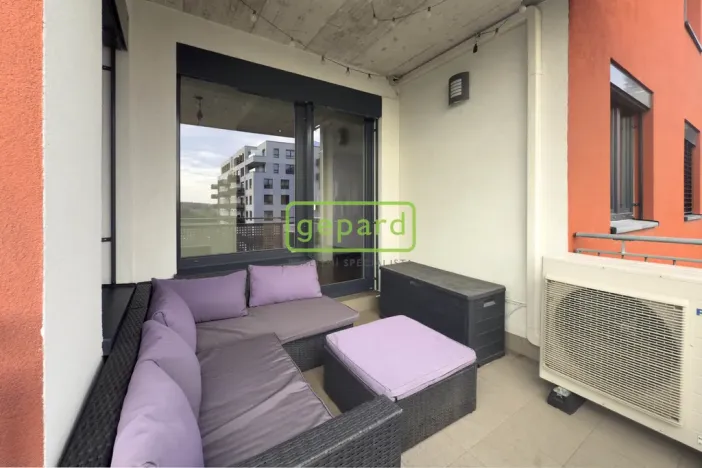 Pronájem bytu 3+kk, Praha, Honzíkova, 86 m2