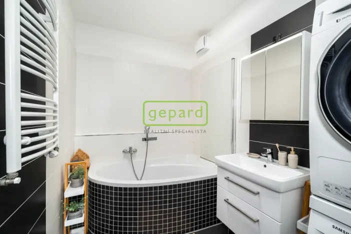 Pronájem bytu 3+kk, Praha, Honzíkova, 86 m2