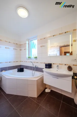 Prodej rodinného domu, Pečky, Grégrova, 160 m2