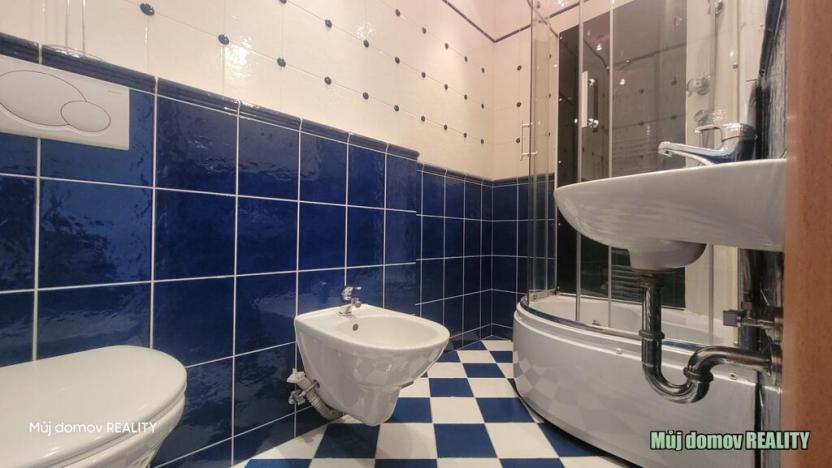 Prodej rodinného domu, Praha - Ruzyně, Pod Karlovarskou silnicí, 260 m2