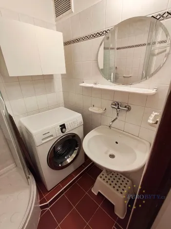 Pronájem bytu 3+1, Praha - Braník, Žalmanova, 66 m2