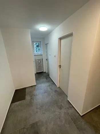 Pronájem bytu 3+1, Pardubice, Jiránkova, 70 m2