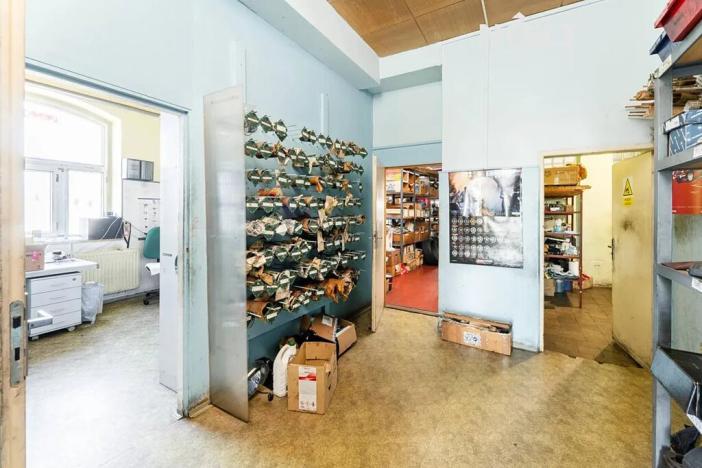 Prodej obchodního prostoru, Hradec Králové, Náhon, 1871 m2