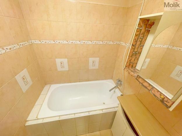 Prodej bytu 2+1, Jirkov, Ervěnická, 52 m2