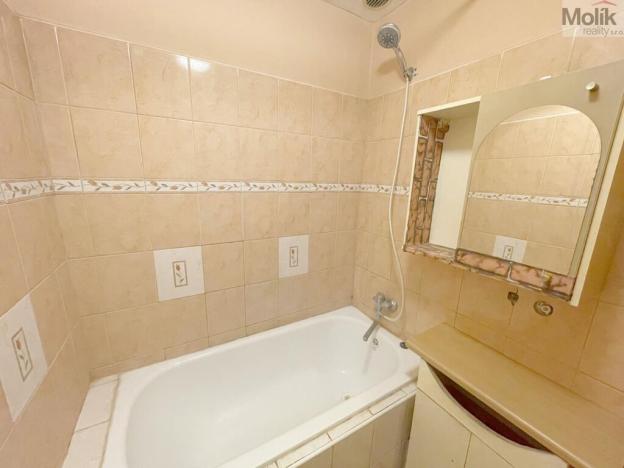 Prodej bytu 2+1, Jirkov, Ervěnická, 52 m2