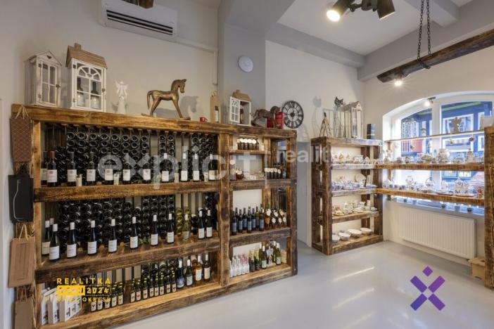 Pronájem obchodního prostoru, Luhačovice, Leoše Janáčka, 37 m2