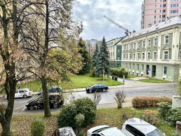 Prodej bytu 2+1, Liberec - Liberec III-Jeřáb, Slavíčkova, 76 m2