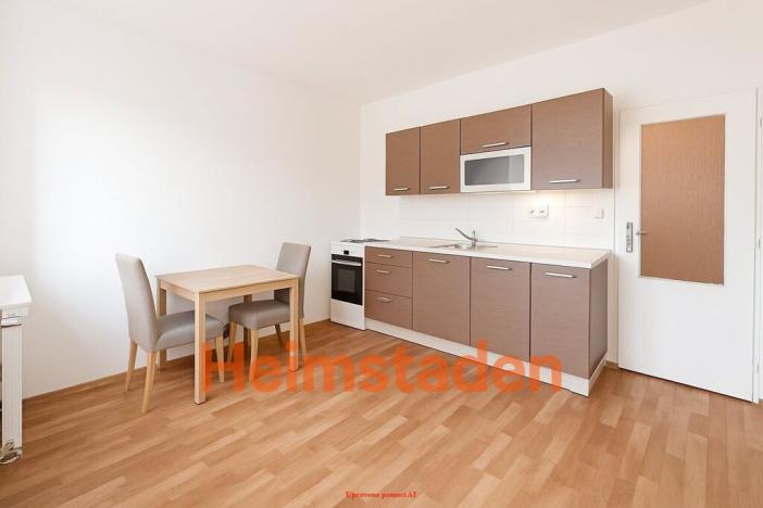 Pronájem bytu 1+kk, Karviná - Hranice, Slovenská, 35 m2