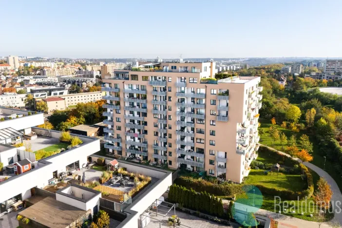 Prodej bytu 2+kk, Praha, Zvěřinova, 145 m2