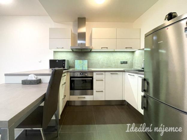 Pronájem bytu 1+kk, Brno, U Leskavy, 34 m2