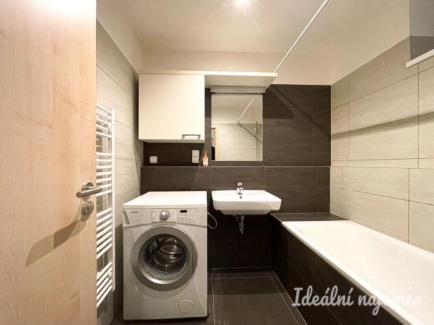 Pronájem bytu 1+kk, Brno, U Leskavy, 34 m2